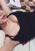 Eskişehir Escort Bayan Tutku İle Hazza Dair Derinlikler