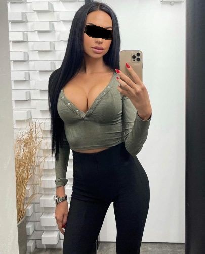 Tatmin Edici Göğüslere Sahip Eskişehir Escort Bayan Sıla
